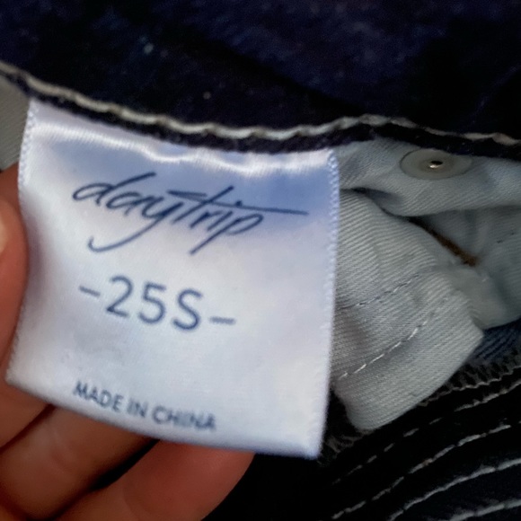 Brand new never worn day trip jeans. - Picture 6 of 8